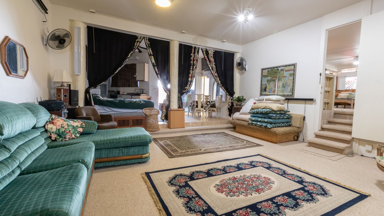 Photo of Livingroom in Waialua