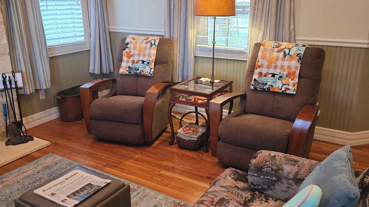 Photo of Livingroom in Fredericksburg