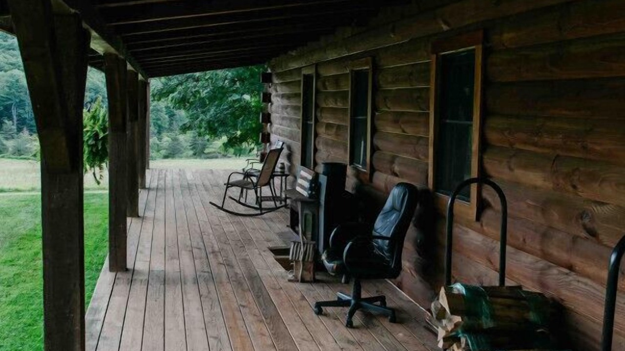 Photo of Patio Balcony in Shinglehouse