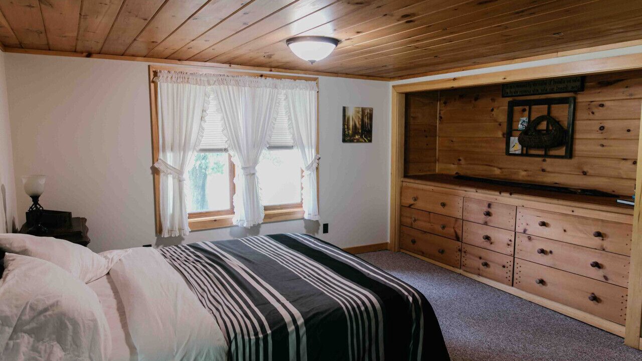 Photo of Bedroom in Shinglehouse