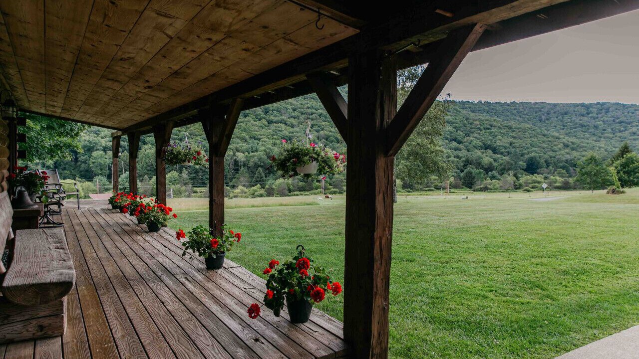 Photo of Patio Balcony in Shinglehouse