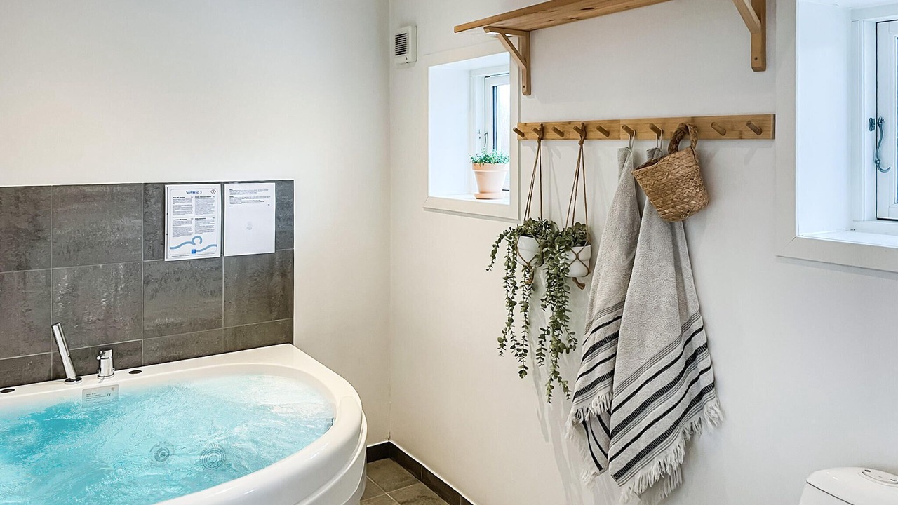 Photo of Bathroom in Ansager