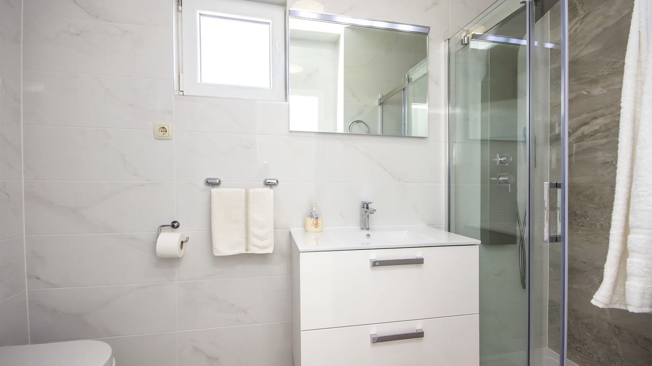Photo of Bathroom in Srima