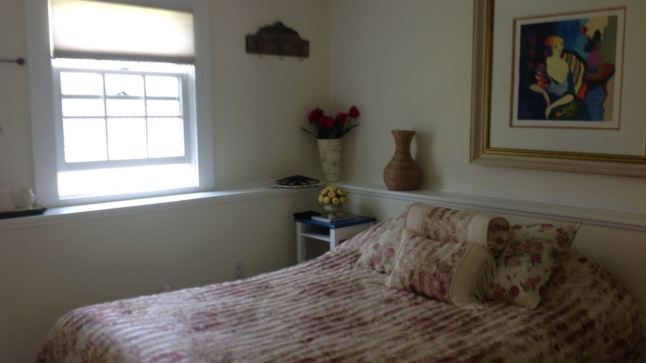 Photo of Bedroom in Waveland