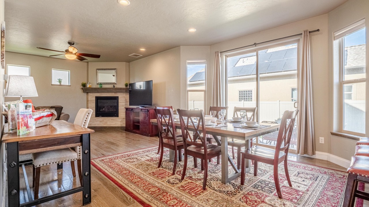 Photo of Livingroom in Fruita