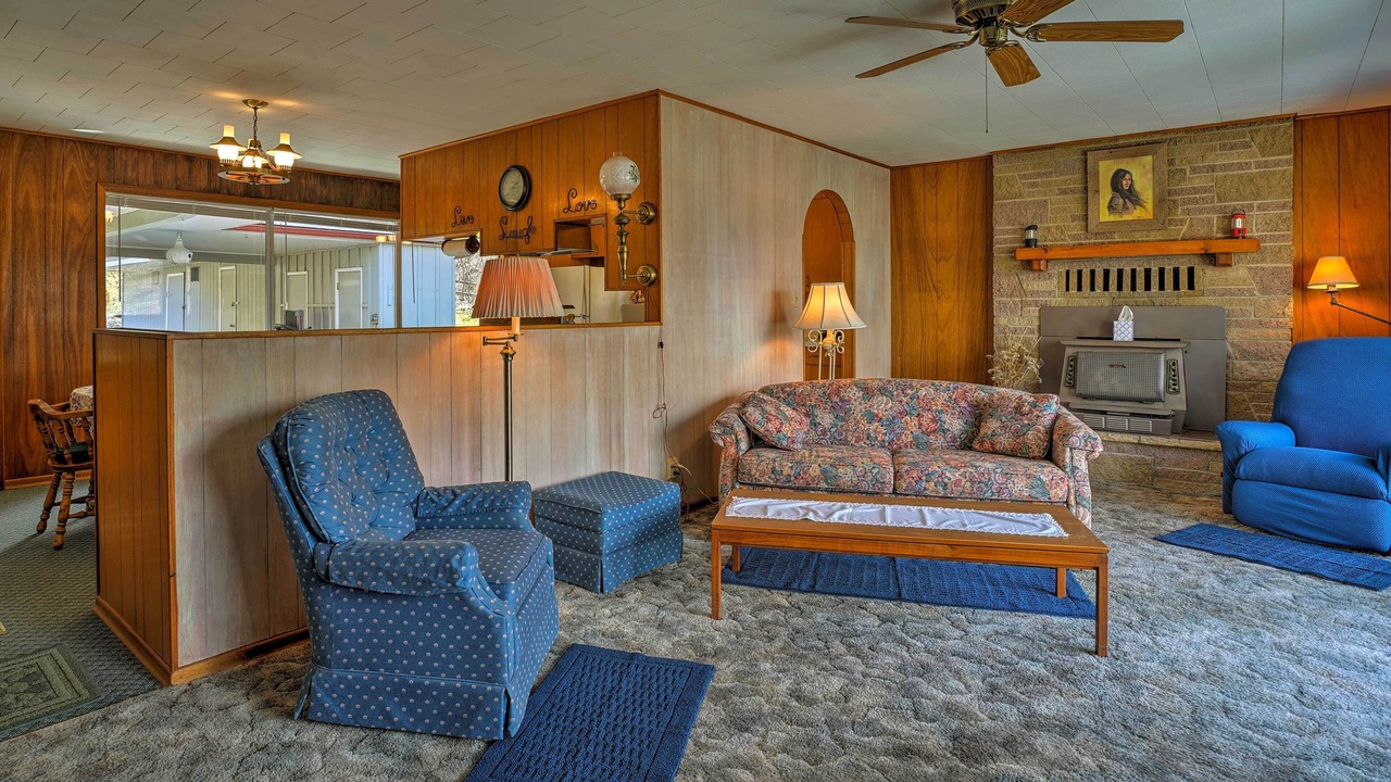 Photo of Others in White Bird