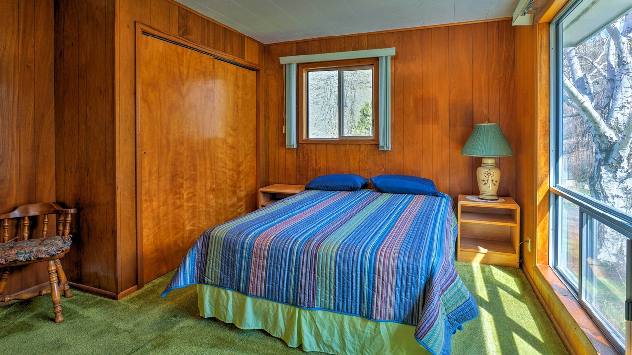 Photo of Others in White Bird