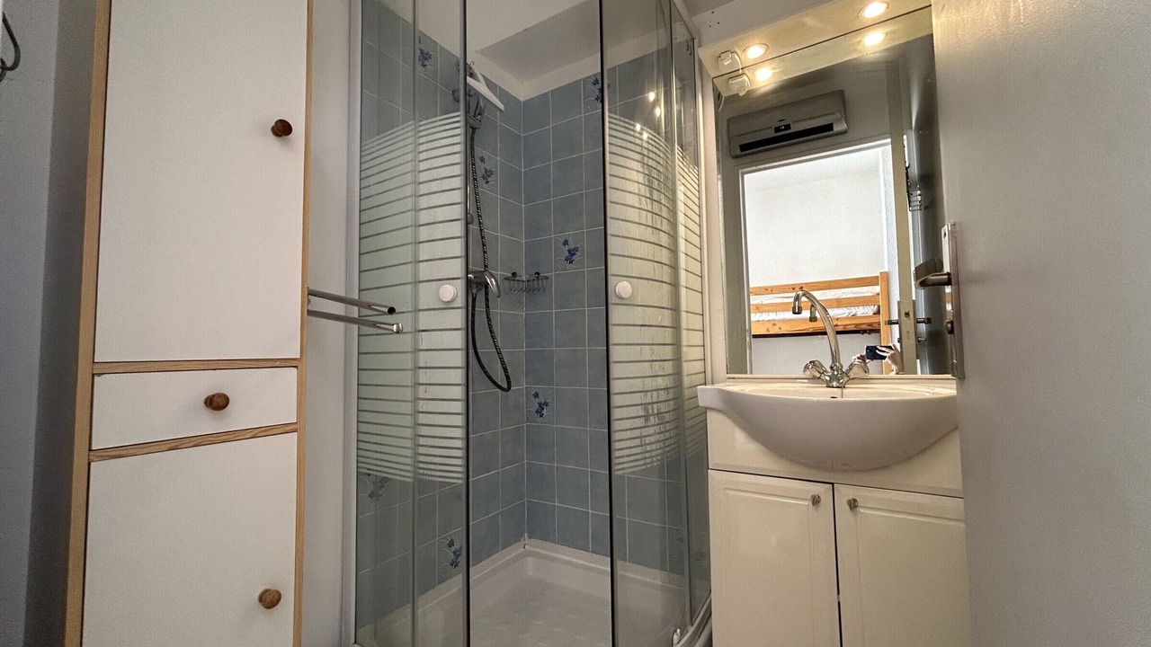 Photo of Bathroom in Sete