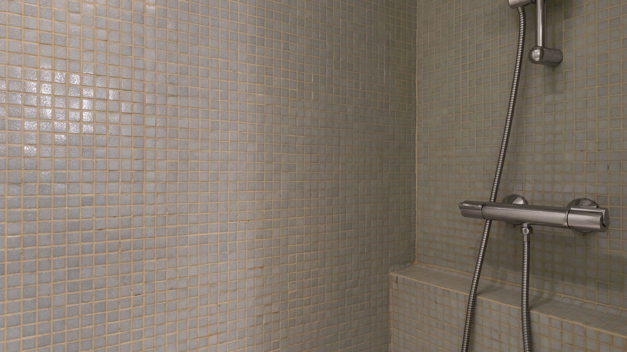 Photo of Bathroom in Centre