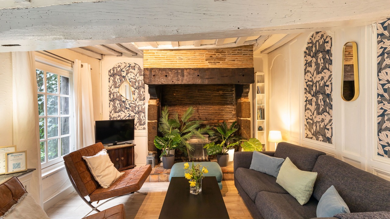 Photo of Livingroom in Centre
