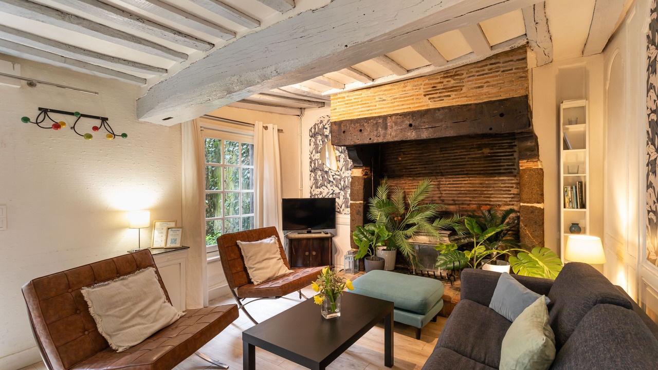 Photo of Livingroom in Centre