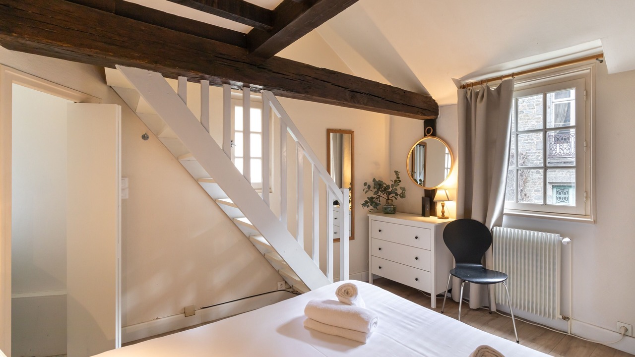 Photo of Bedroom in Centre
