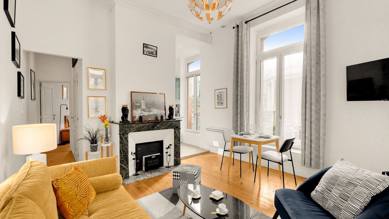 Photo of Livingroom in Saint - Aubin - Dupuy