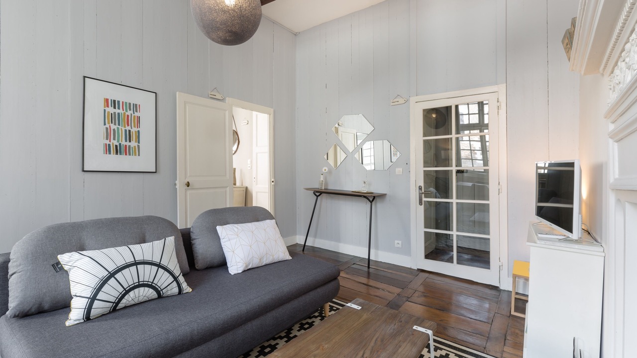 Photo of Livingroom in Centre