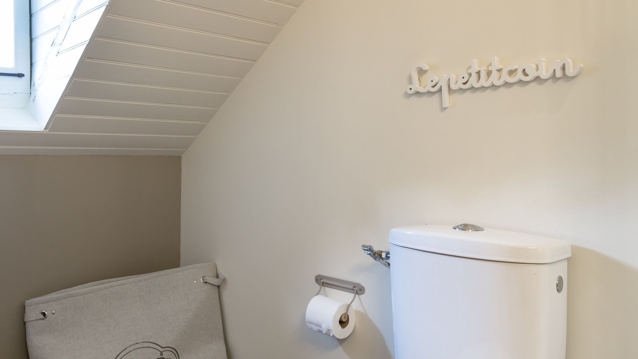 Photo of Bathroom in Centre
