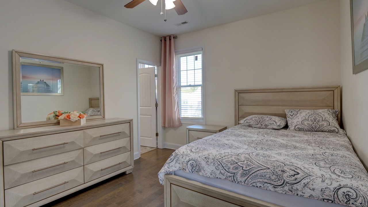 Photo of Bedroom in Wilmington Beach