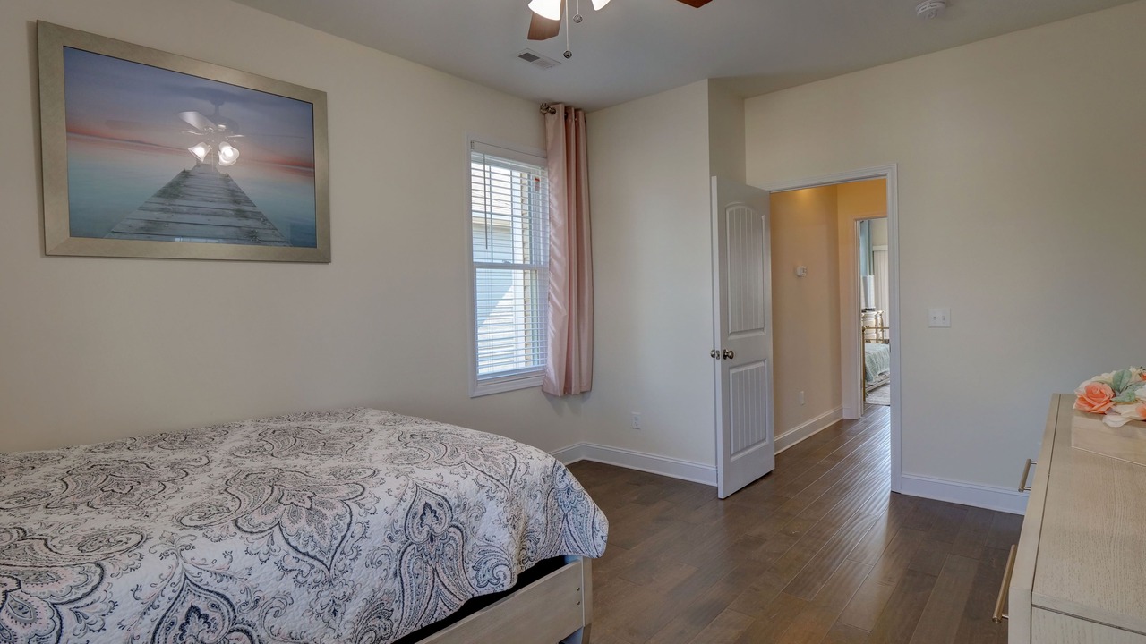 Photo of Bedroom in Wilmington Beach