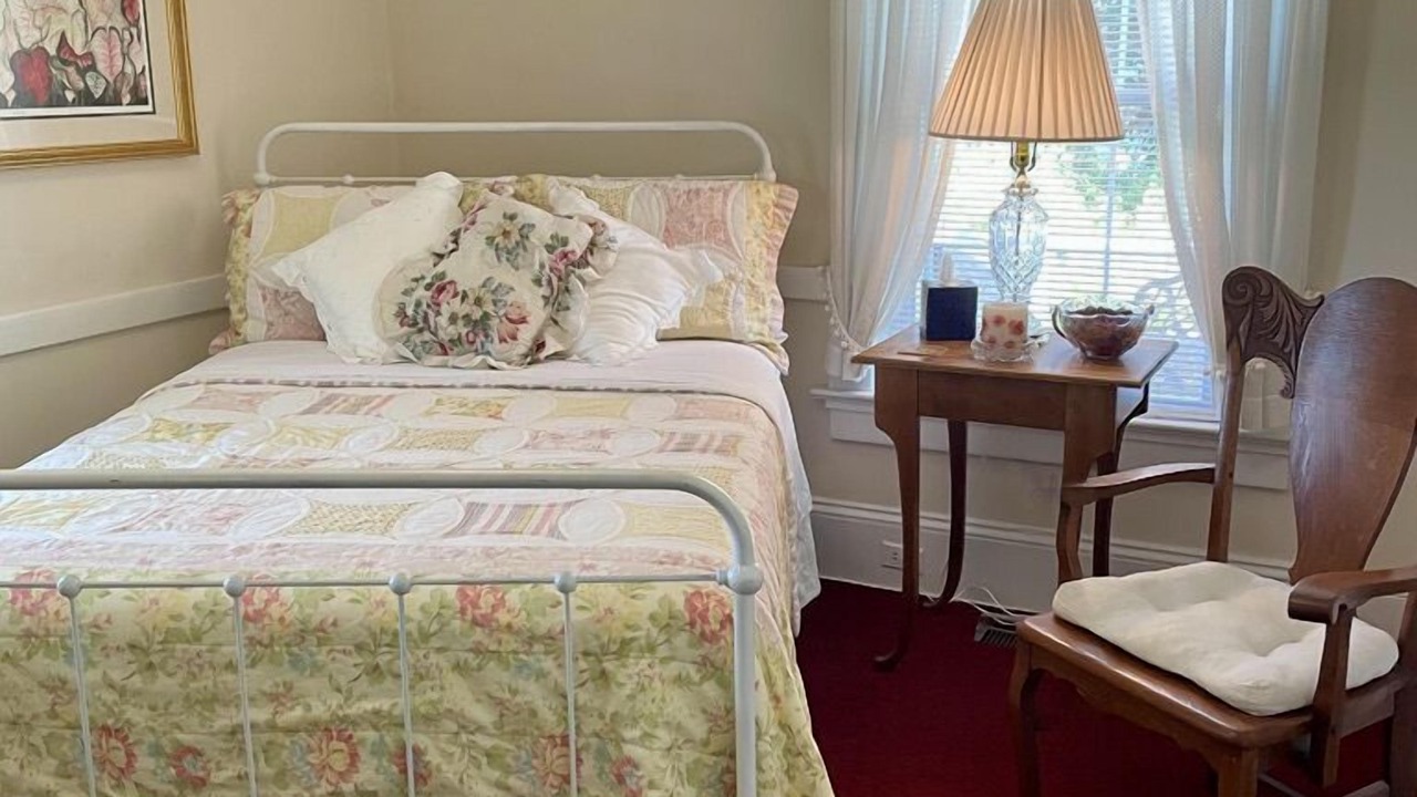 Photo of Bedroom in Fries