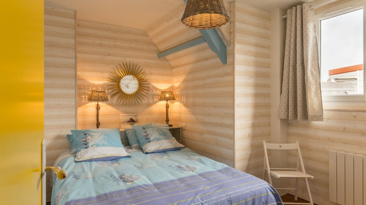 Photo of Bedroom in Saint-Pair-sur-Mer