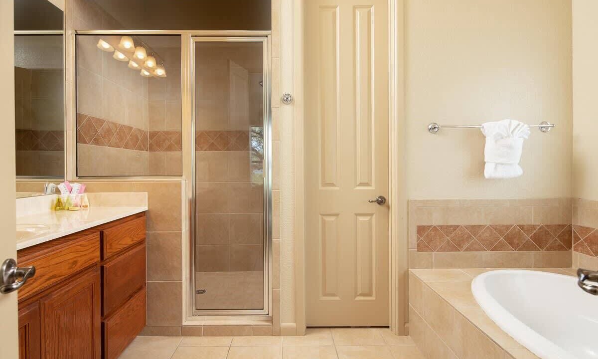 Photo of Bathroom in Canyon Lake