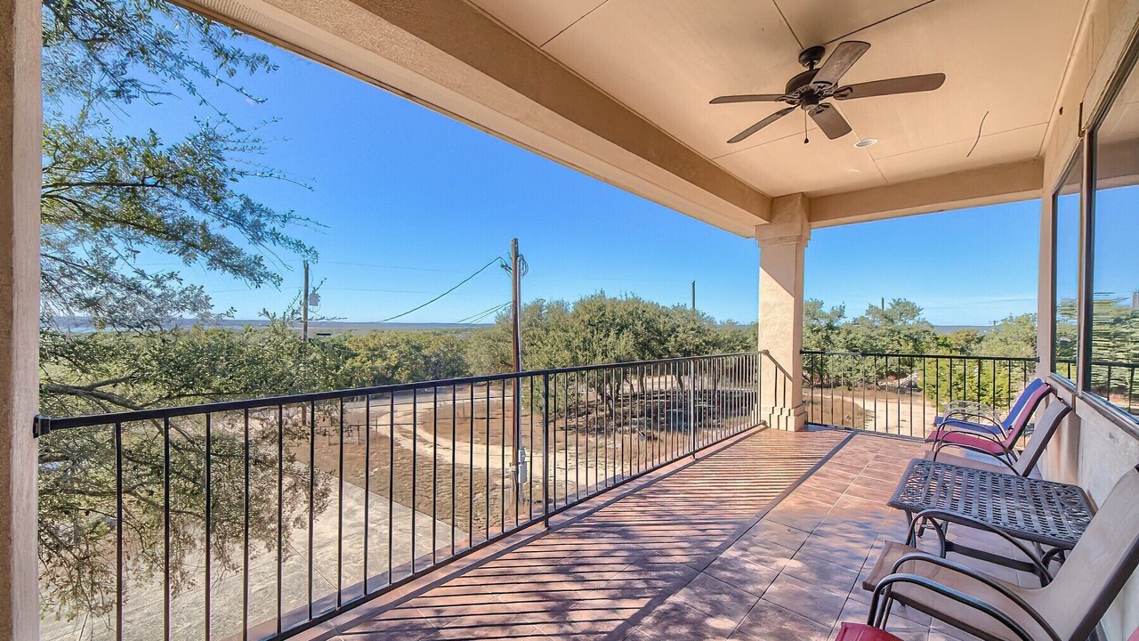 Photo of Outdoor in Canyon Lake