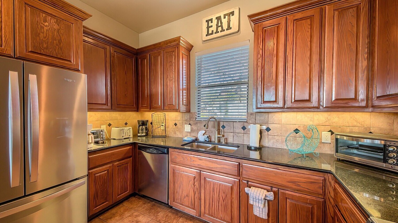 Photo of Kitchen in Canyon Lake