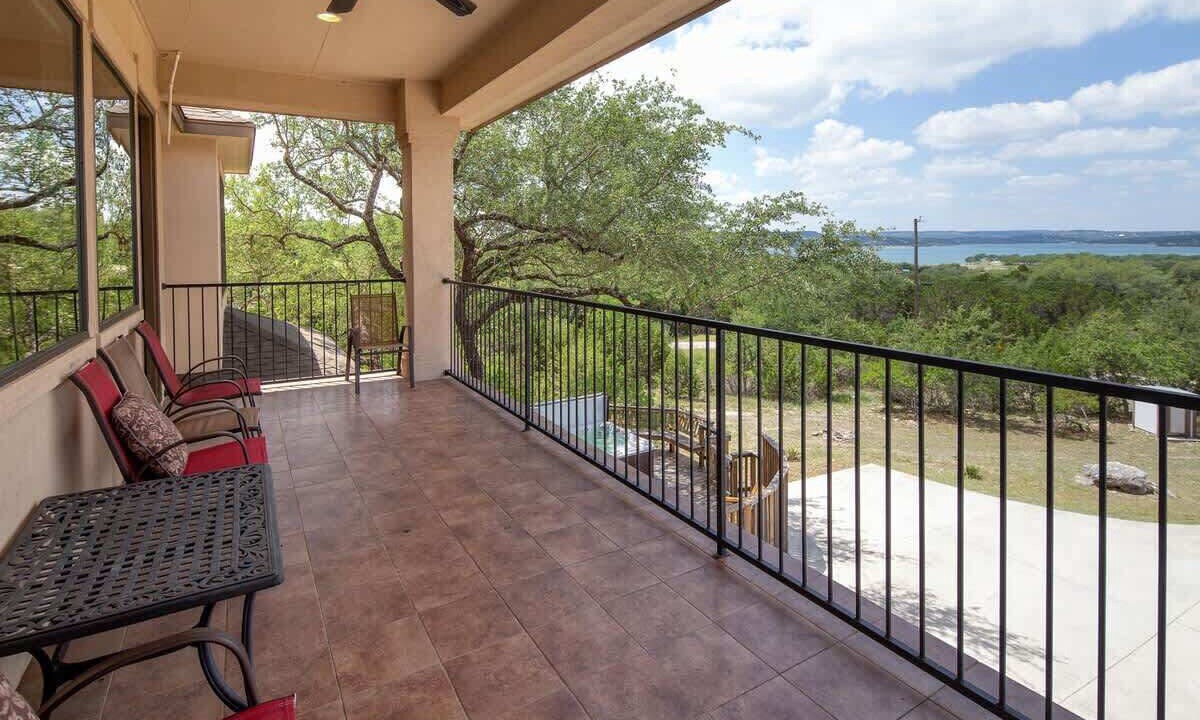 Photo of Outdoor in Canyon Lake