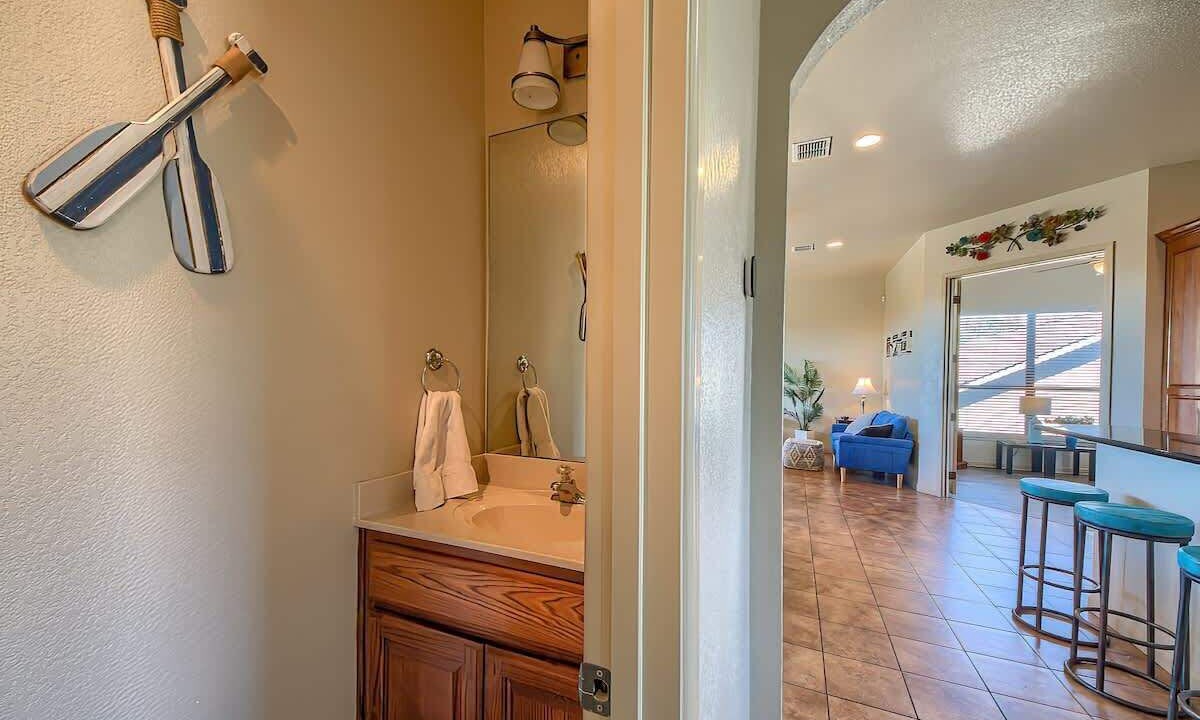 Photo of Bathroom in Canyon Lake