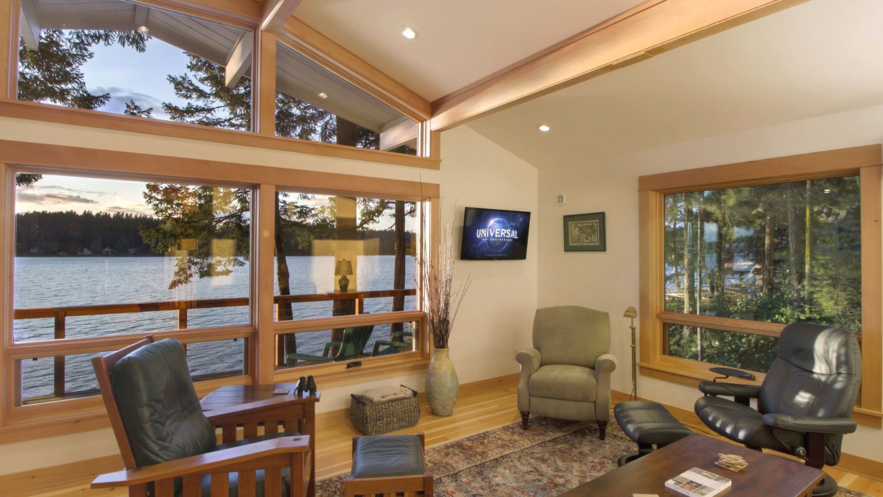 Photo of Bedroom in Roche Harbor