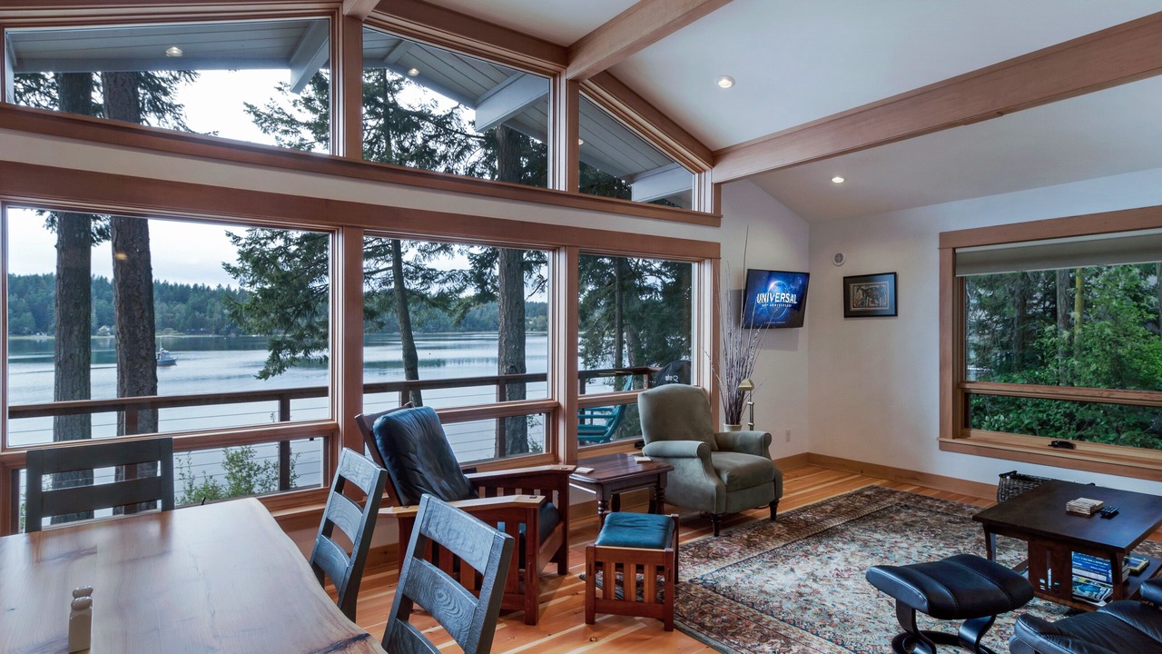 Photo of Bedroom in Roche Harbor