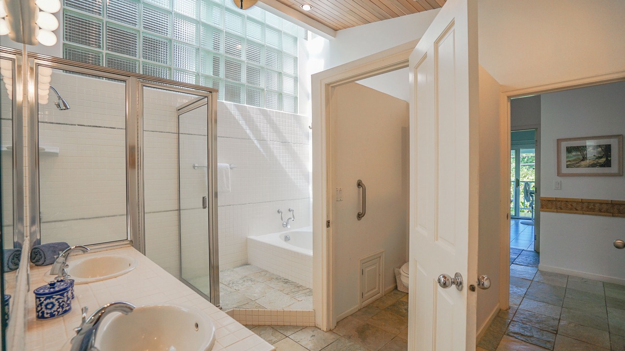 Photo of Others in Wainiha