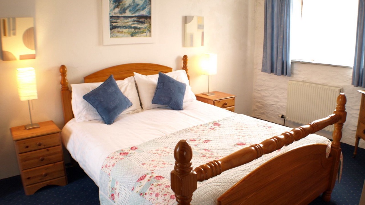 Photo of Bedroom in Pelynt