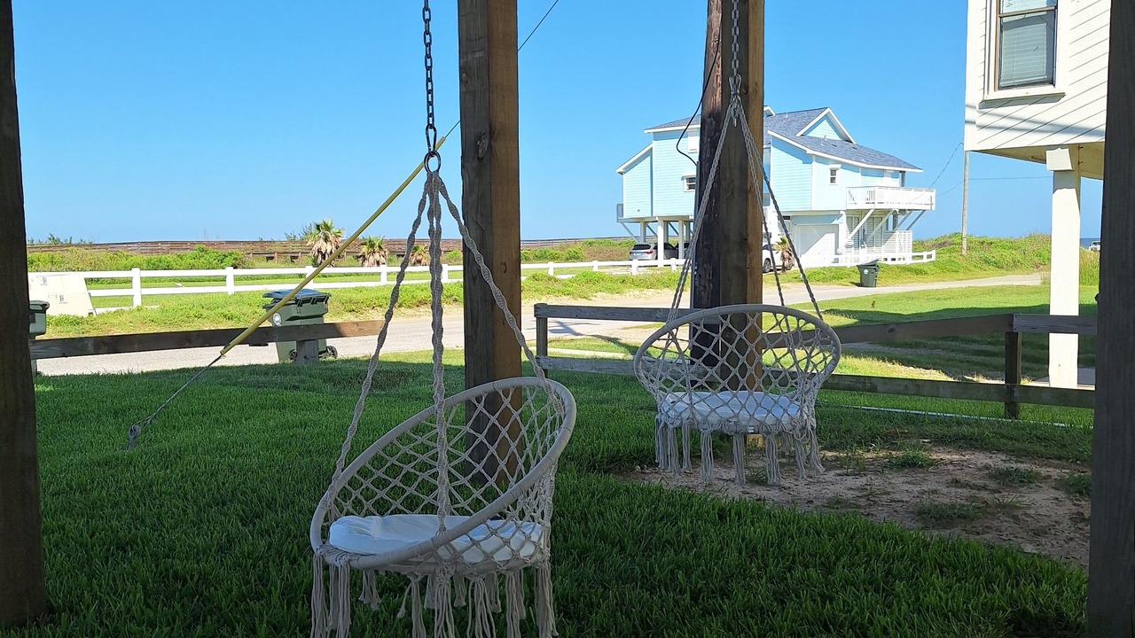 Photo of Others in Jamaica Beach