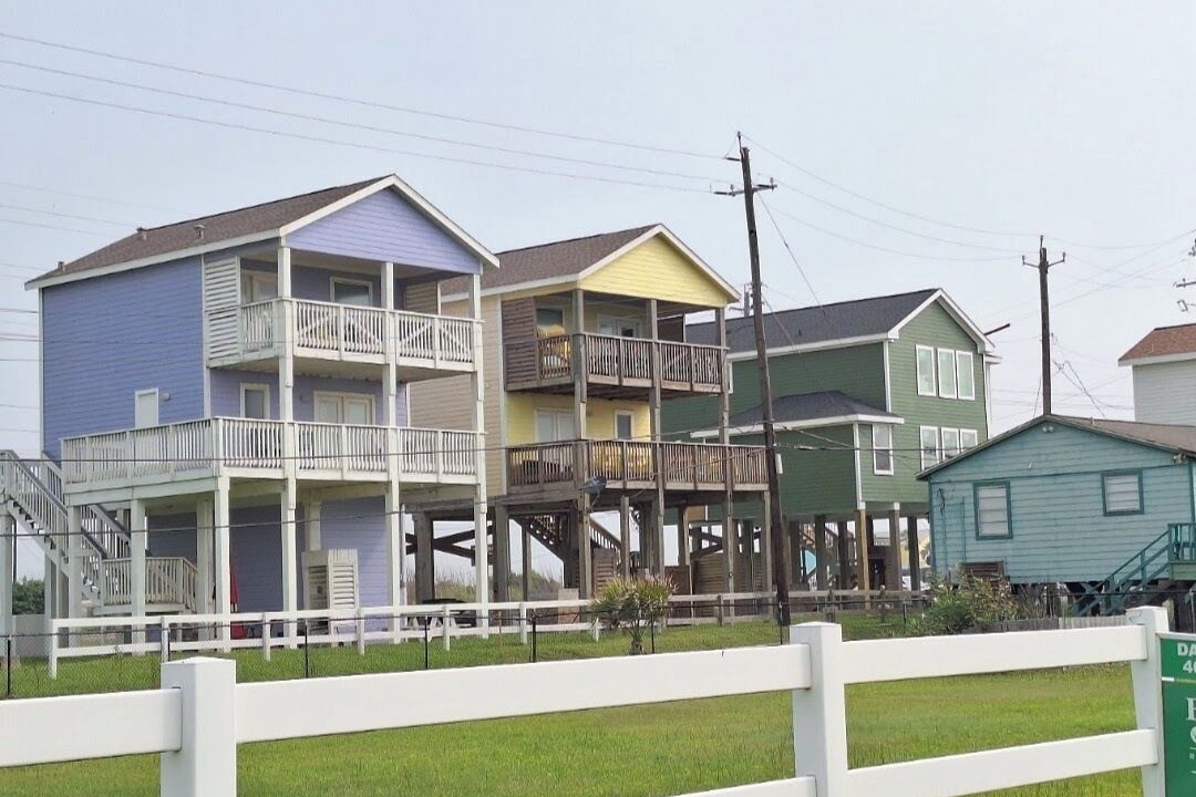 Photo of Others in Jamaica Beach