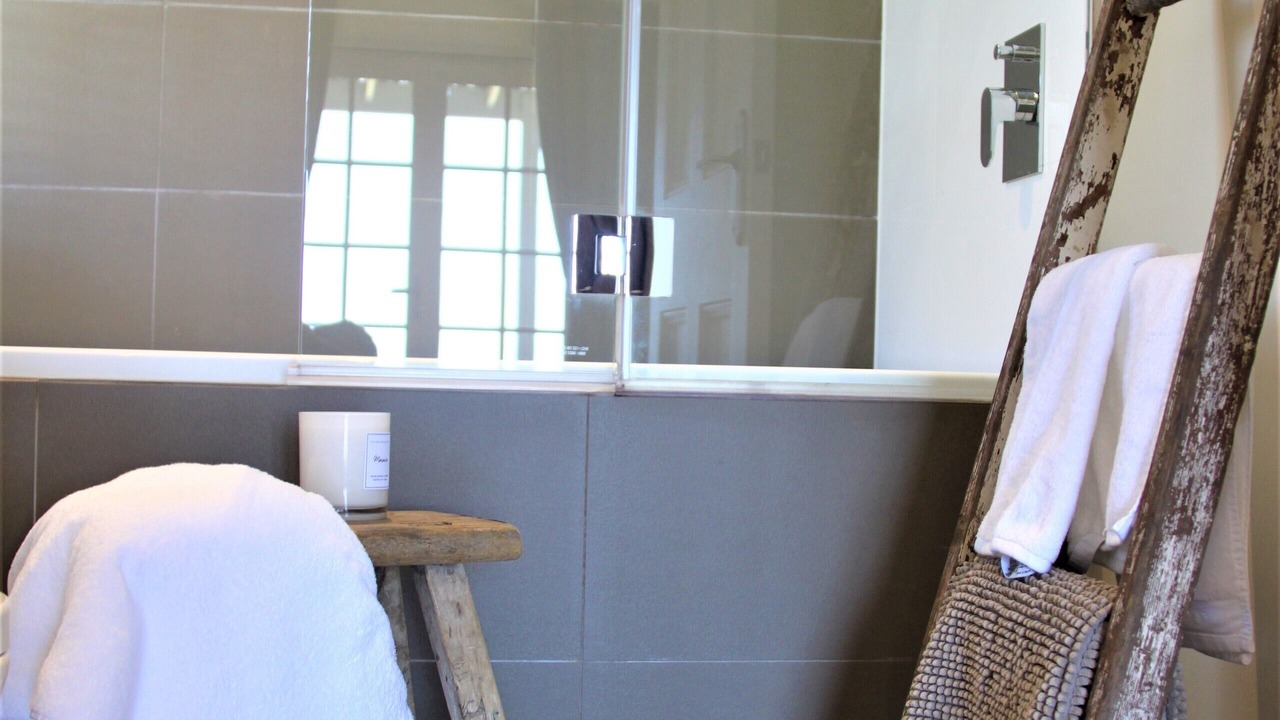 Photo of Bathroom in Foxground