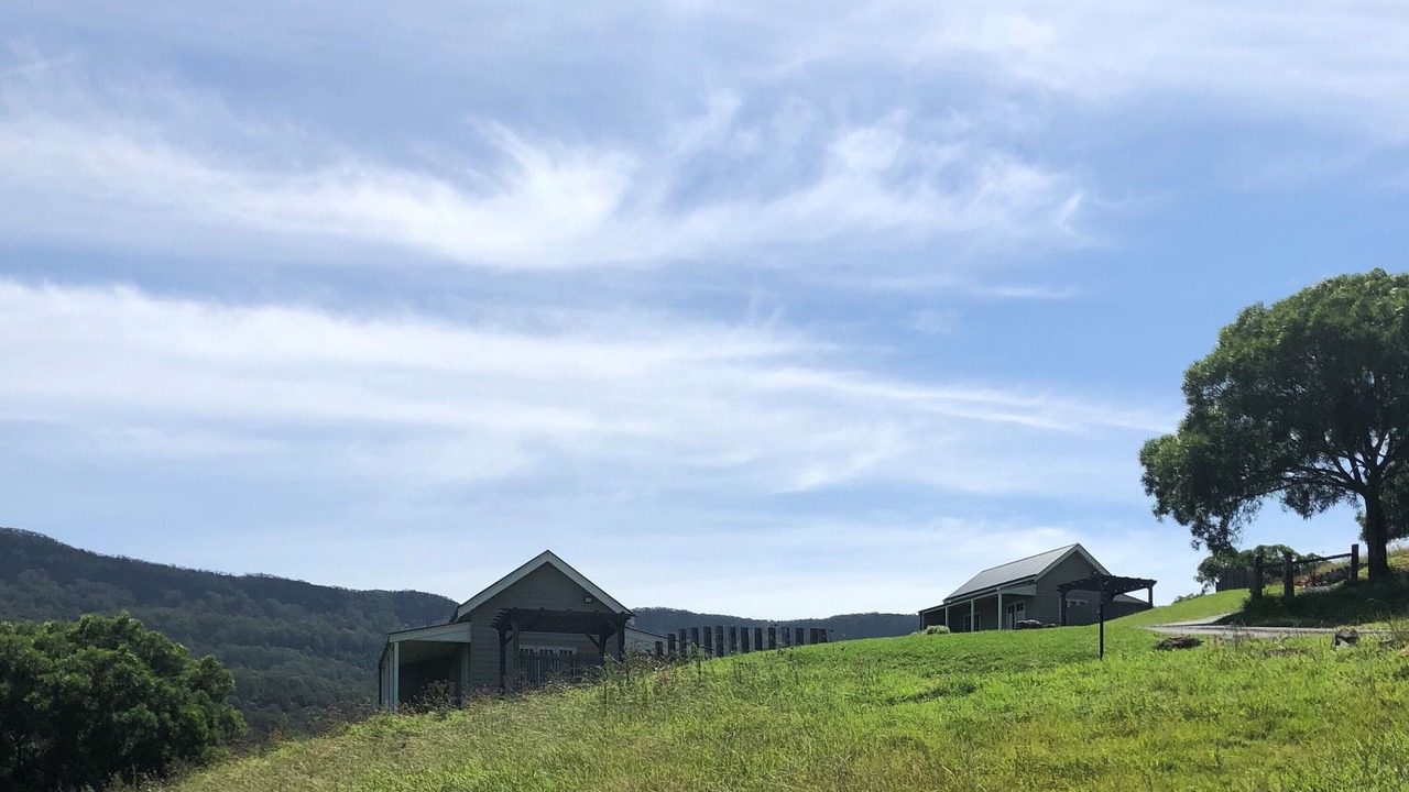 Photo of Outdoor in Foxground