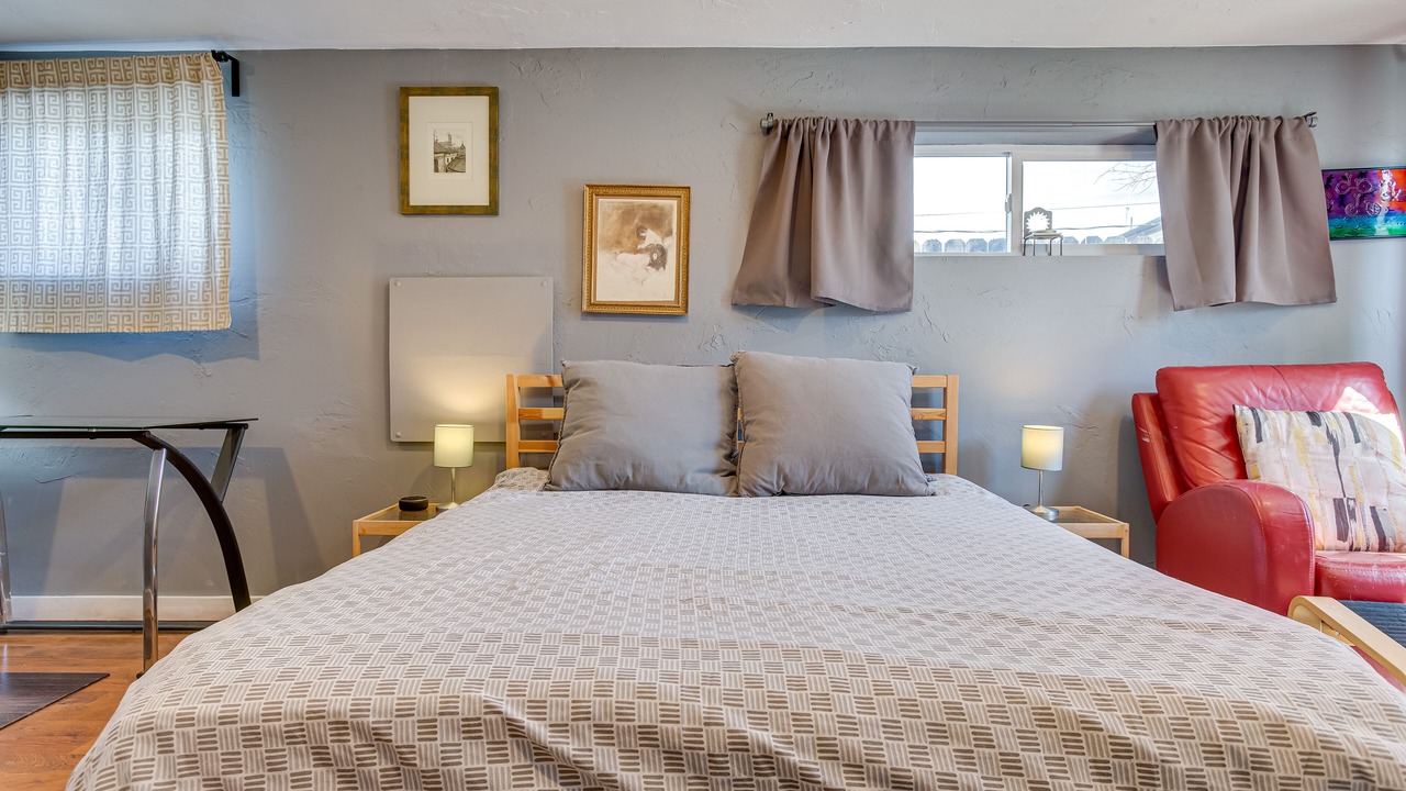 Photo of Bedroom in Platt Park