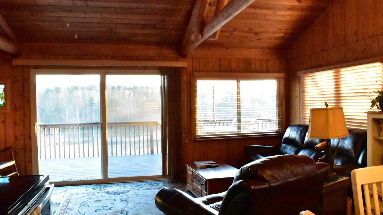 Photo of Outdoor in Huddleston