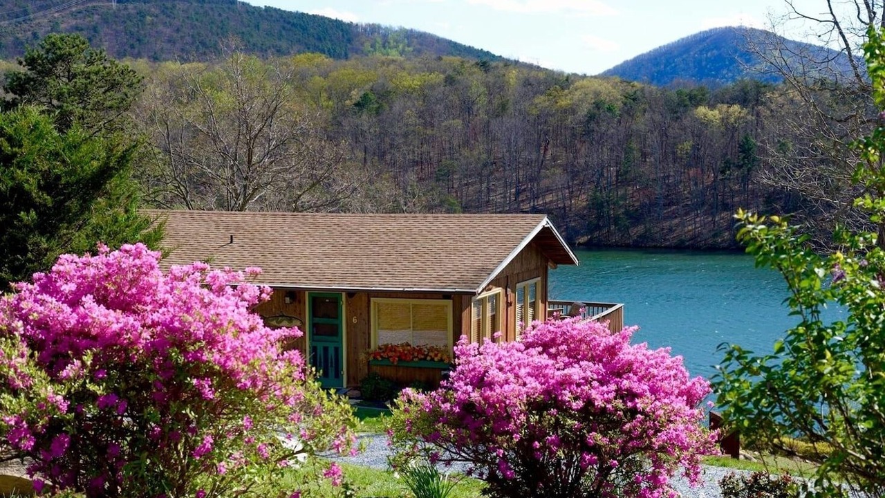 Photo of Outdoor in Huddleston