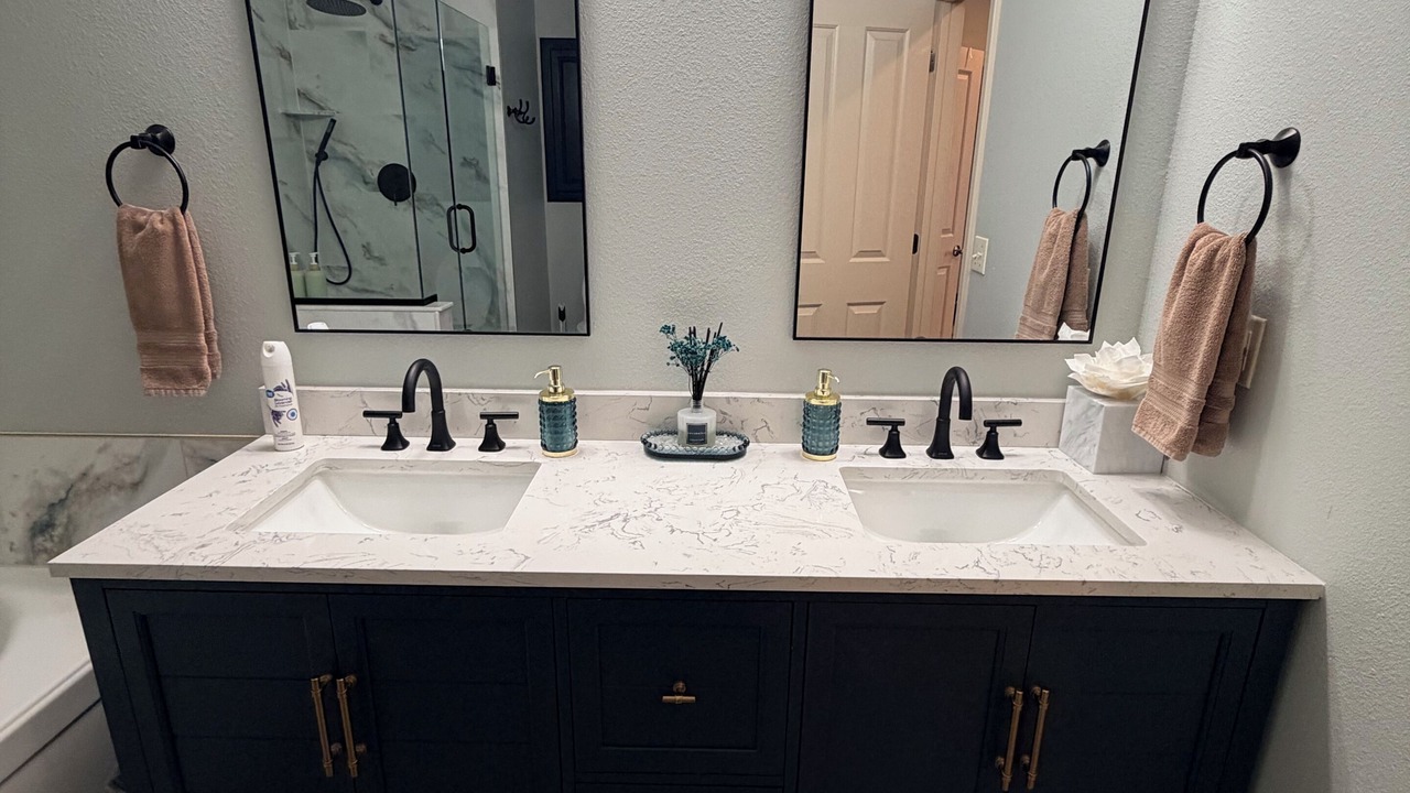Photo of Bathroom in Hollister