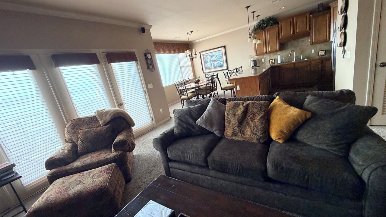 Photo of Livingroom in Hollister