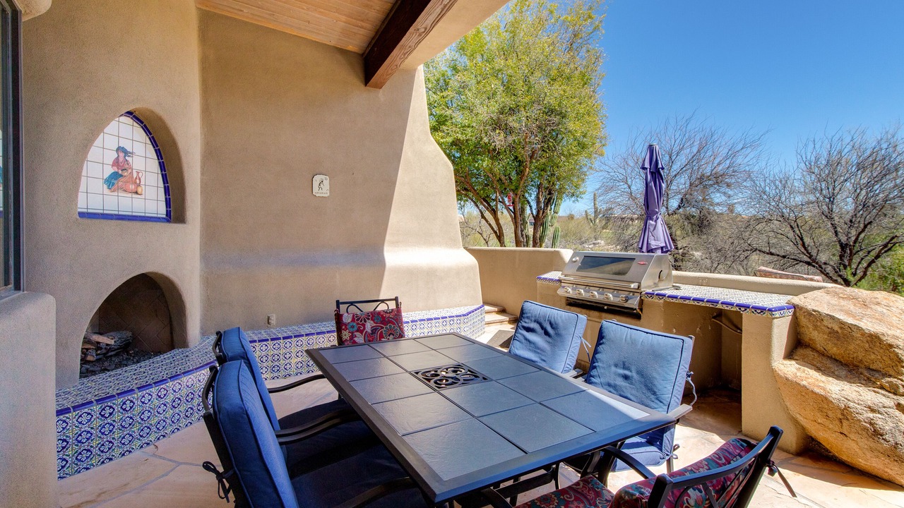 Photo of Livingroom in The Boulders