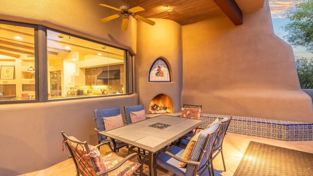 Photo of Livingroom in The Boulders