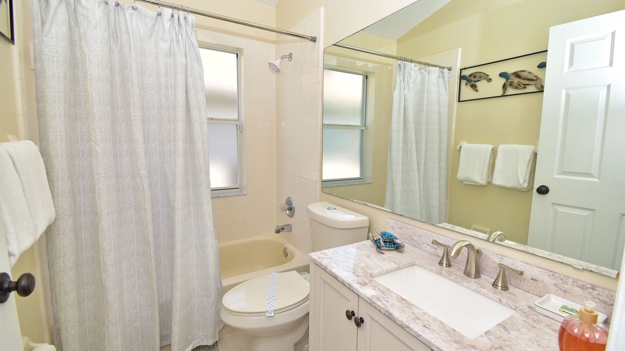 Photo of Bathroom in Eagle Pointe South