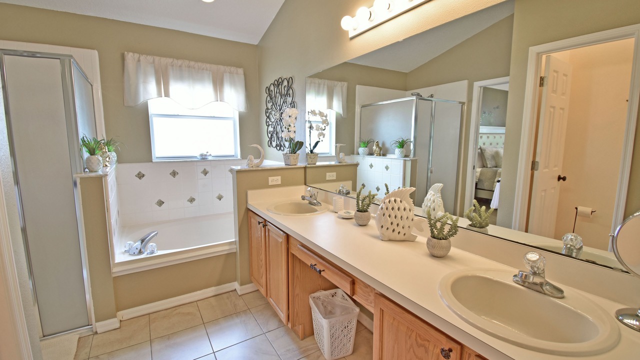 Photo of Bathroom in Eagle Pointe South