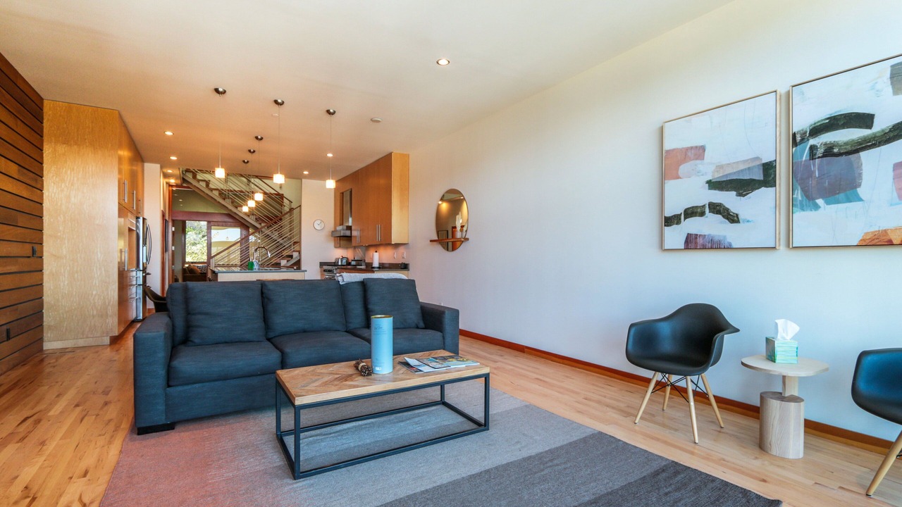 Photo of Livingroom in Hood River