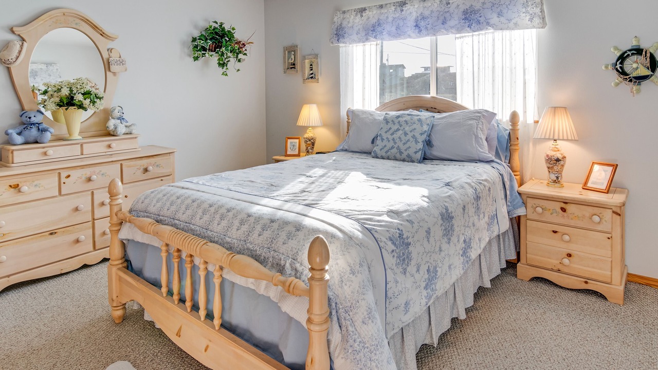 Photo of Bedroom in Bayshore