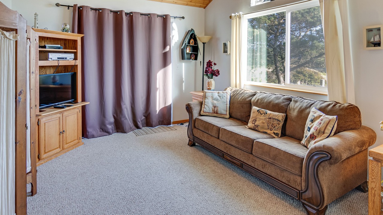 Photo of Livingroom in Bayshore