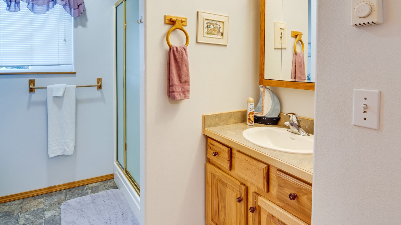 Photo of Bathroom in Bayshore