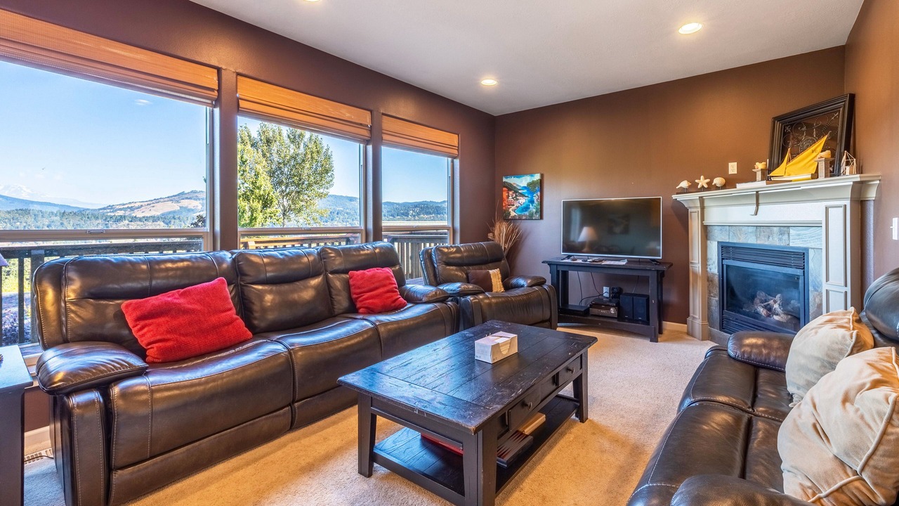 Photo of Livingroom in Hood River